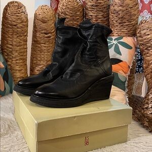 NWT - A.S. 98 Tremont Womens Black Leather Zipper Casual Dress Boots